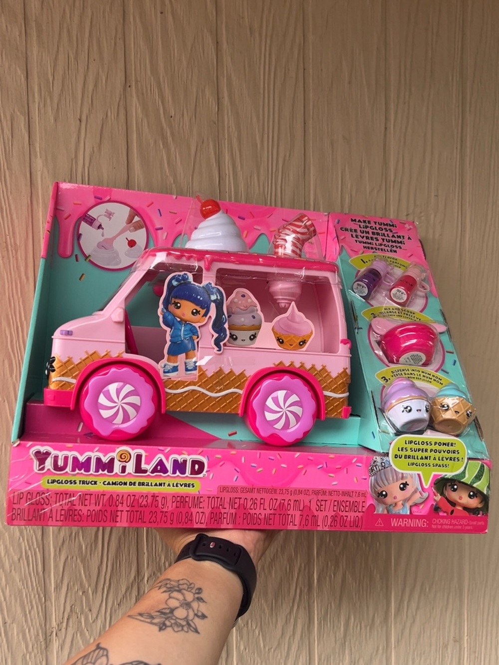 Yummi-Land Pink Ice Cream Truck Playset with Accessories